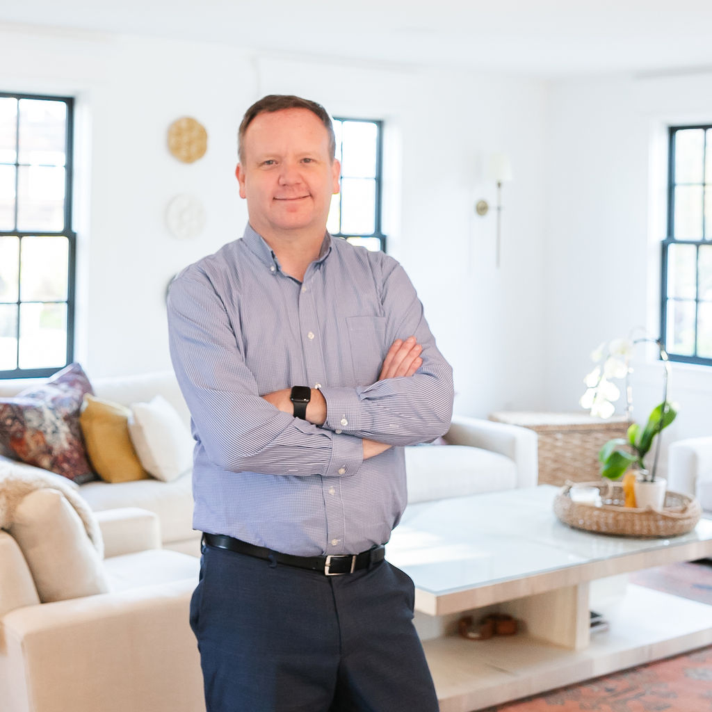 Michael Hinchliffe, Realtor